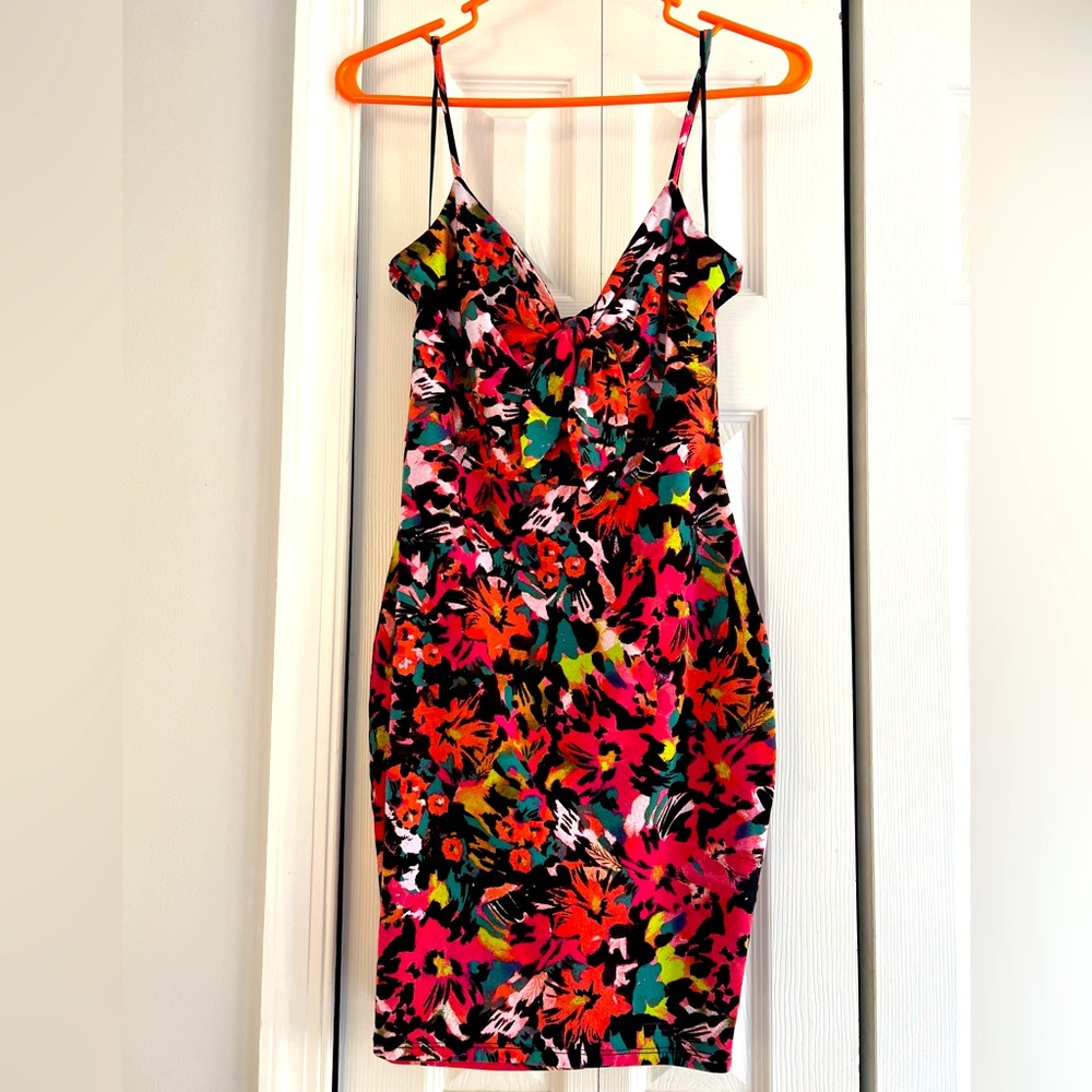 GUESS SL Lucid Jungle Dress size small